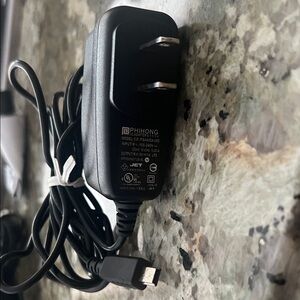 Phihong PSAA05A-050 AC Power Adapter Input Voltage: 100-240V AC, 200mA, 50-60Hz